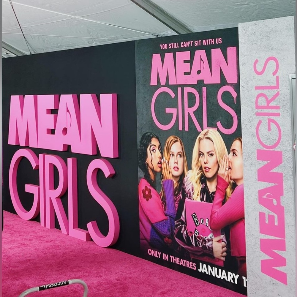 Means Girls Bundle: NY World Premiere Tics, Poster Playbill Lindsay BONUS 1/24 - Picture 10 of 16